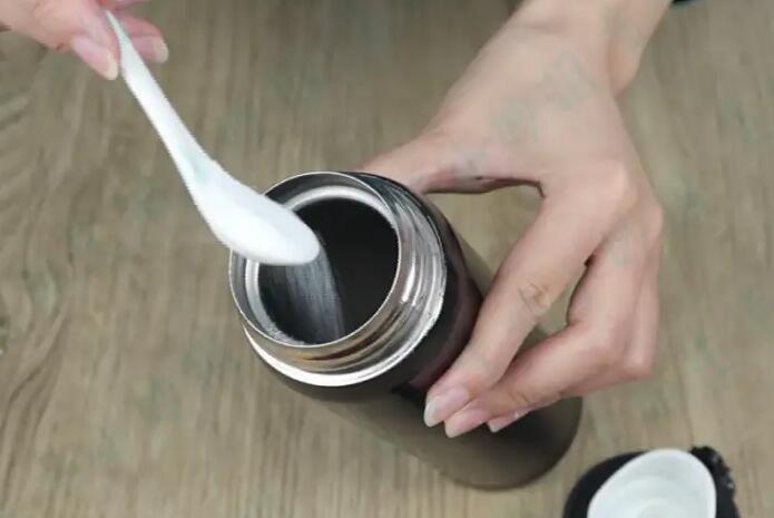 保温杯清洗怎么清洗保温杯异味(六大方法)